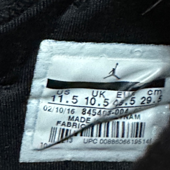 Men’s Jordan Shoes - Picture 4 of 4